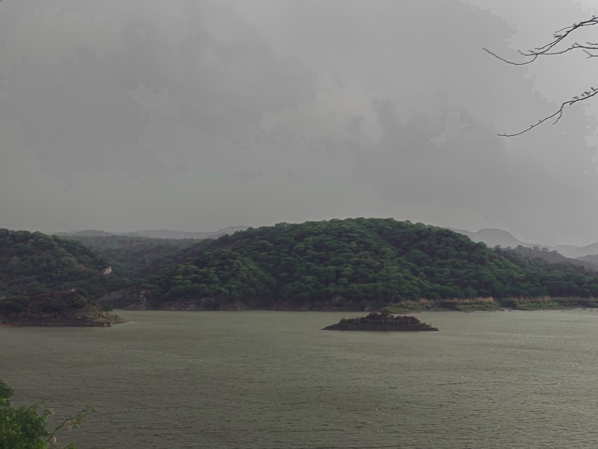 When fog and water creates mystical atmospheres.
