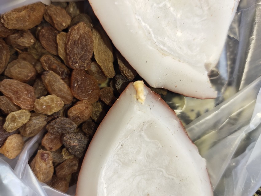 Dry fruits | Sun dried coconut | copra | Dry coconut | Raisin