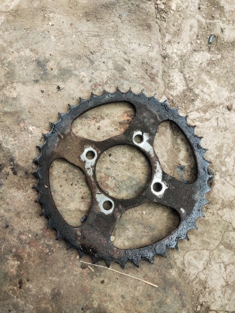 Motorcycle Chains, Sprockets & Parts