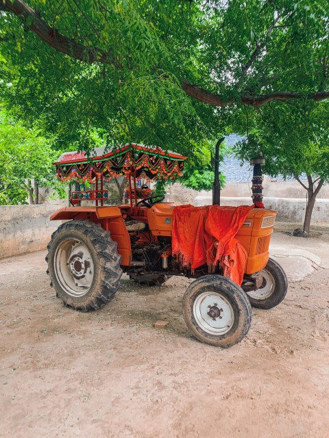 Tractor